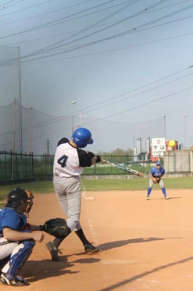softball---battuta.jpeg